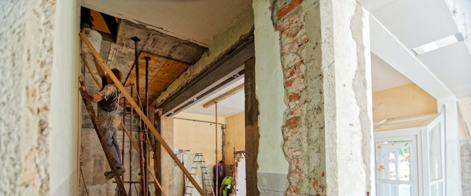 Saving Money on Building Materials: Tips and Tricks