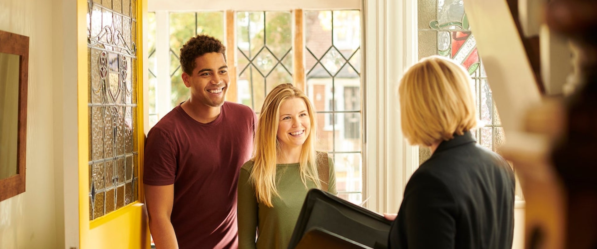 Negotiating with a Builder: Tips and Strategies for Homeowners